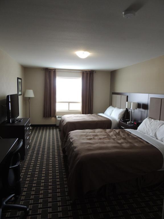 Western Star Inn And Suites Carlyle Cameră foto